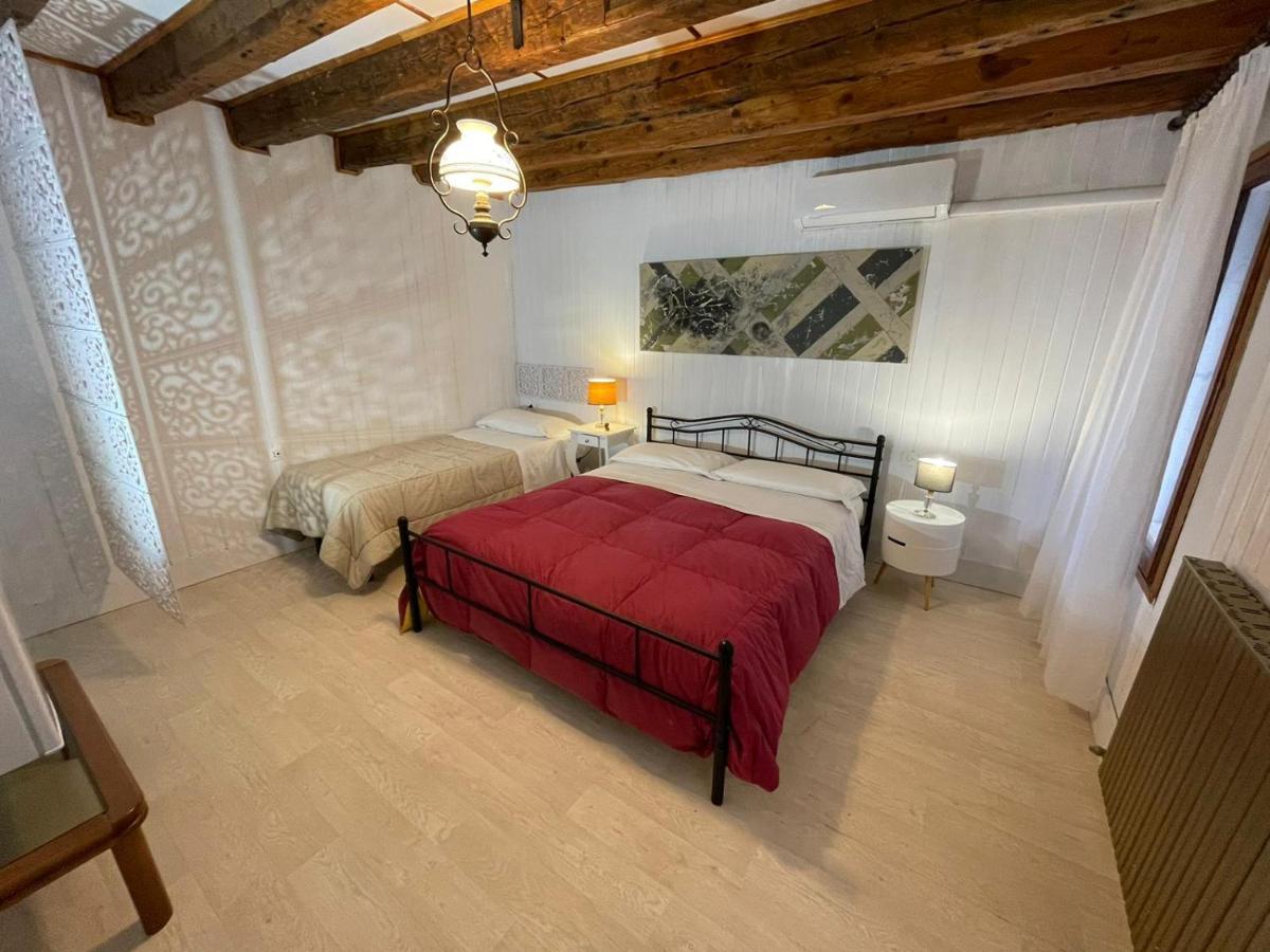 Deluxe Doppel-/Zweibettzimmer mit Stadtblick